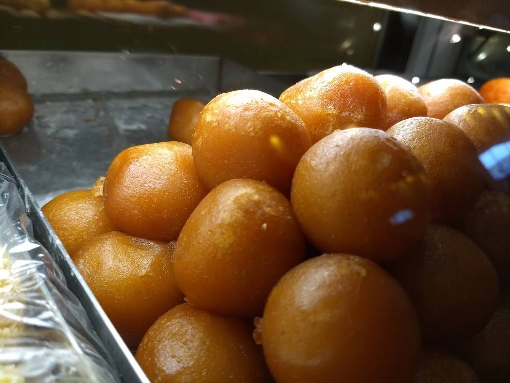 Brars Pakwan | restaurant | 2646 Islington Ave, Etobicoke, ON M9V 2X5, Canada | 4167454449 OR +1 416-745-4449