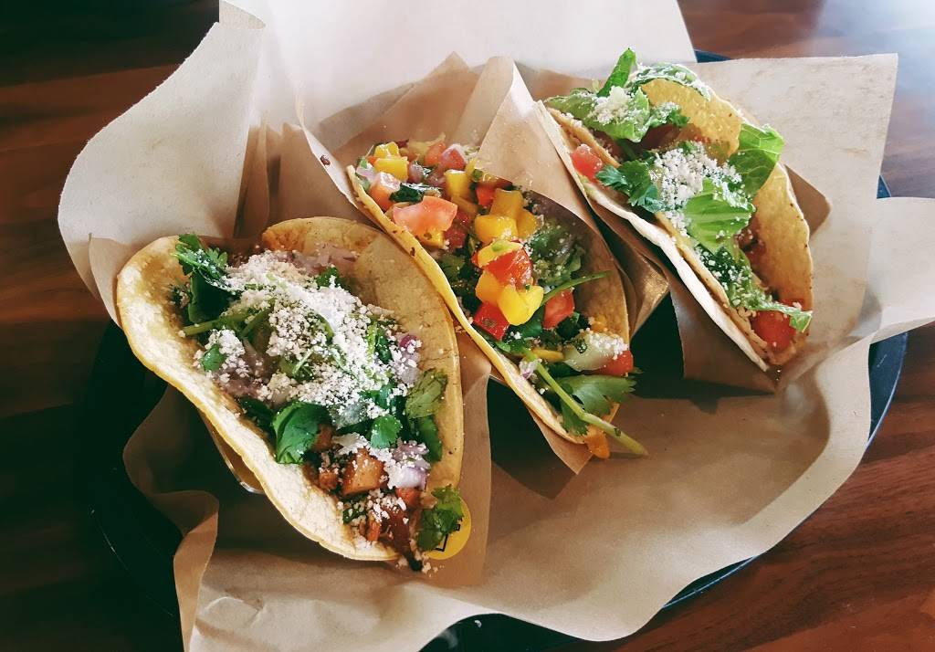 QDOBA Mexican Eats | restaurant | 5595 28th St SE, Grand Rapids, MI 49512, USA | 6169403339 OR +1 616-940-3339