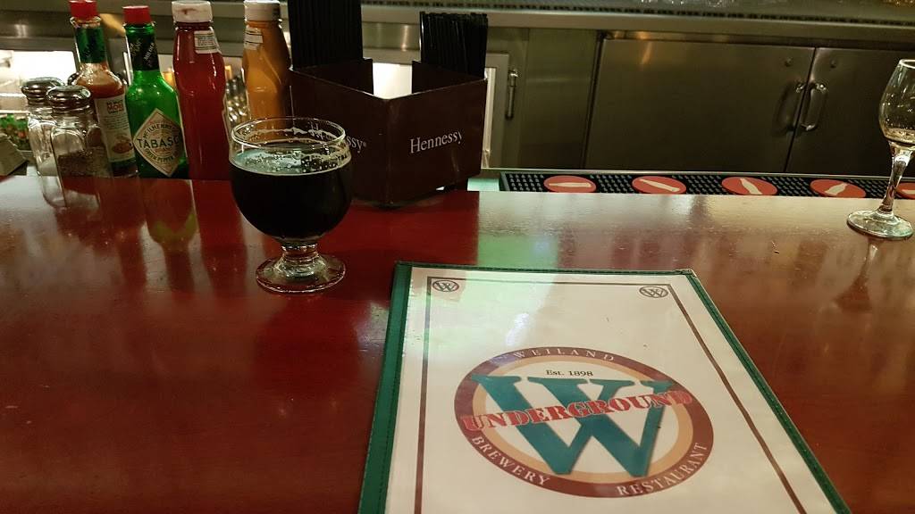 Weiland Brewery Underground | restaurant | 505 S Flower St, Los Angeles, CA 90071, USA | 2136221125 OR +1 213-622-1125
