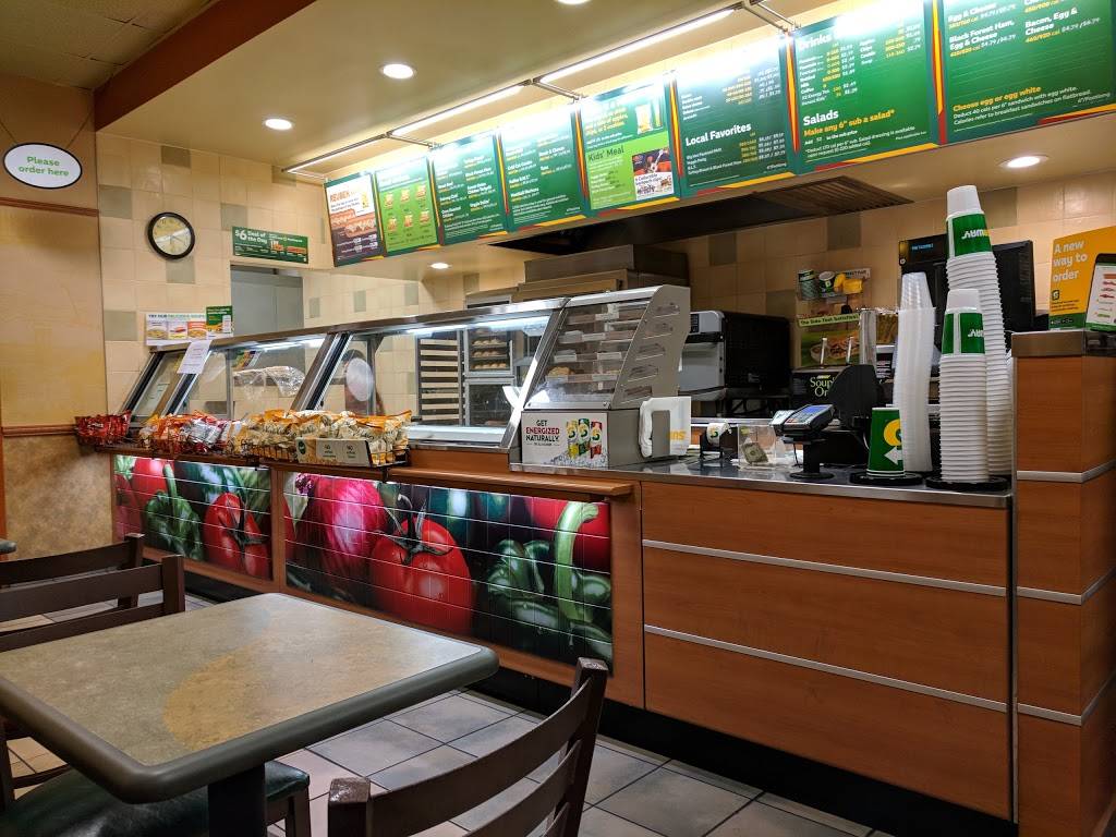 Subway Restaurants | restaurant | 235 E Middlefield Rd #2, Mountain View, CA 94043, USA | 6509699100 OR +1 650-969-9100