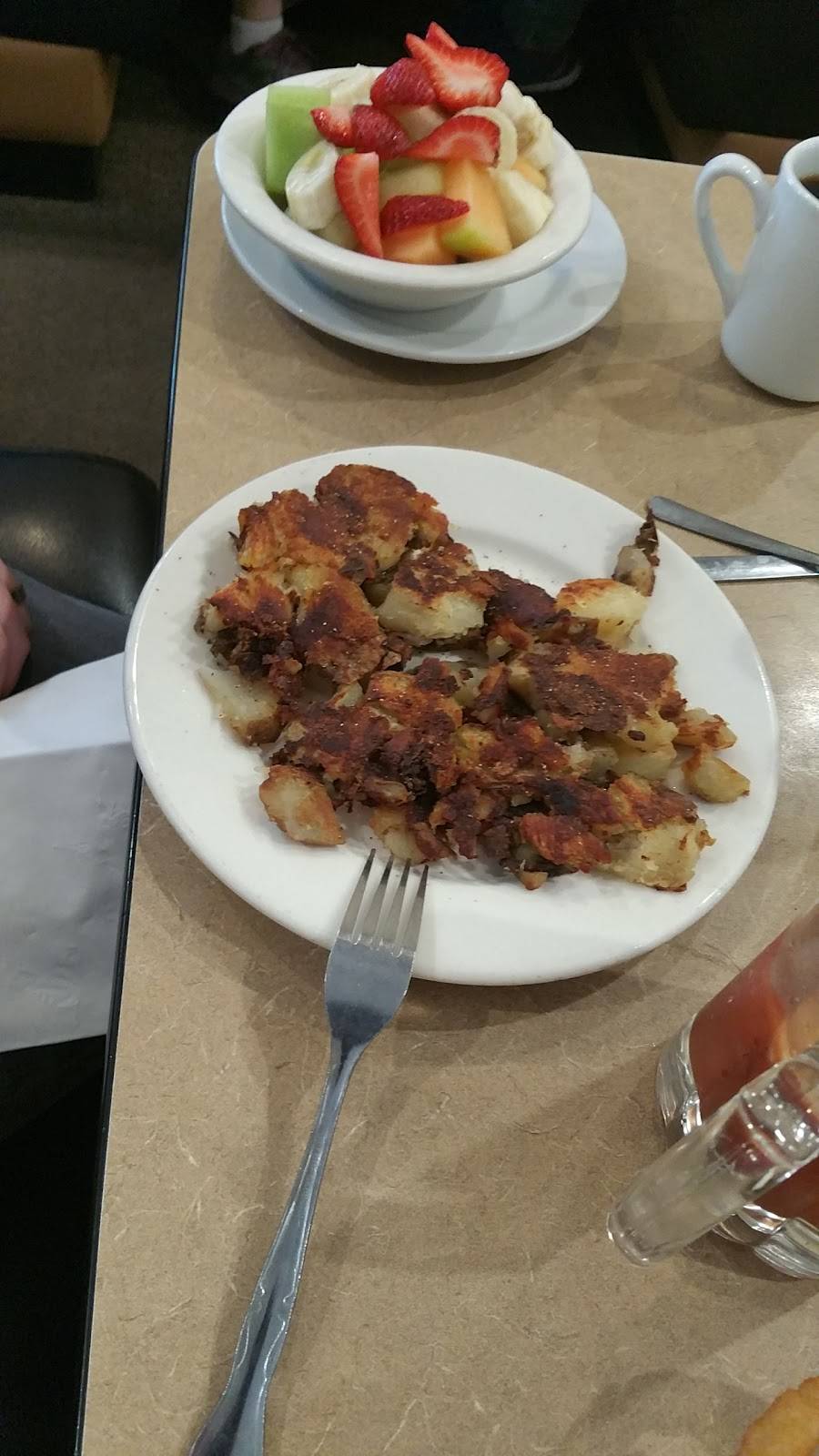 The Cup & Saucer | restaurant | 1375 Blossom Hill Rd Ste 20, San Jose, CA 95118, USA | 4082660808 OR +1 408-266-0808