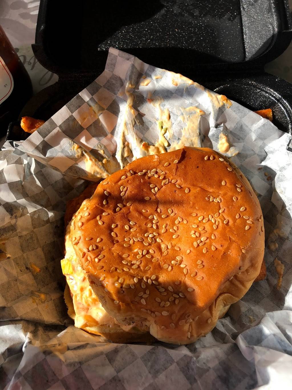 Mr.Burger | restaurant | 112 N Bolingbrook Dr, Bolingbrook, IL 60440, USA | 3317575143 OR +1 331-757-5143