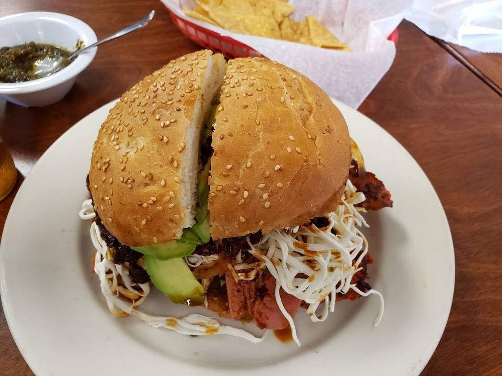 La Poblanita Mexican Cuisine | restaurant | 16 N Bartlett Rd, Streamwood, IL 60107, USA | 6308238033 OR +1 630-823-8033