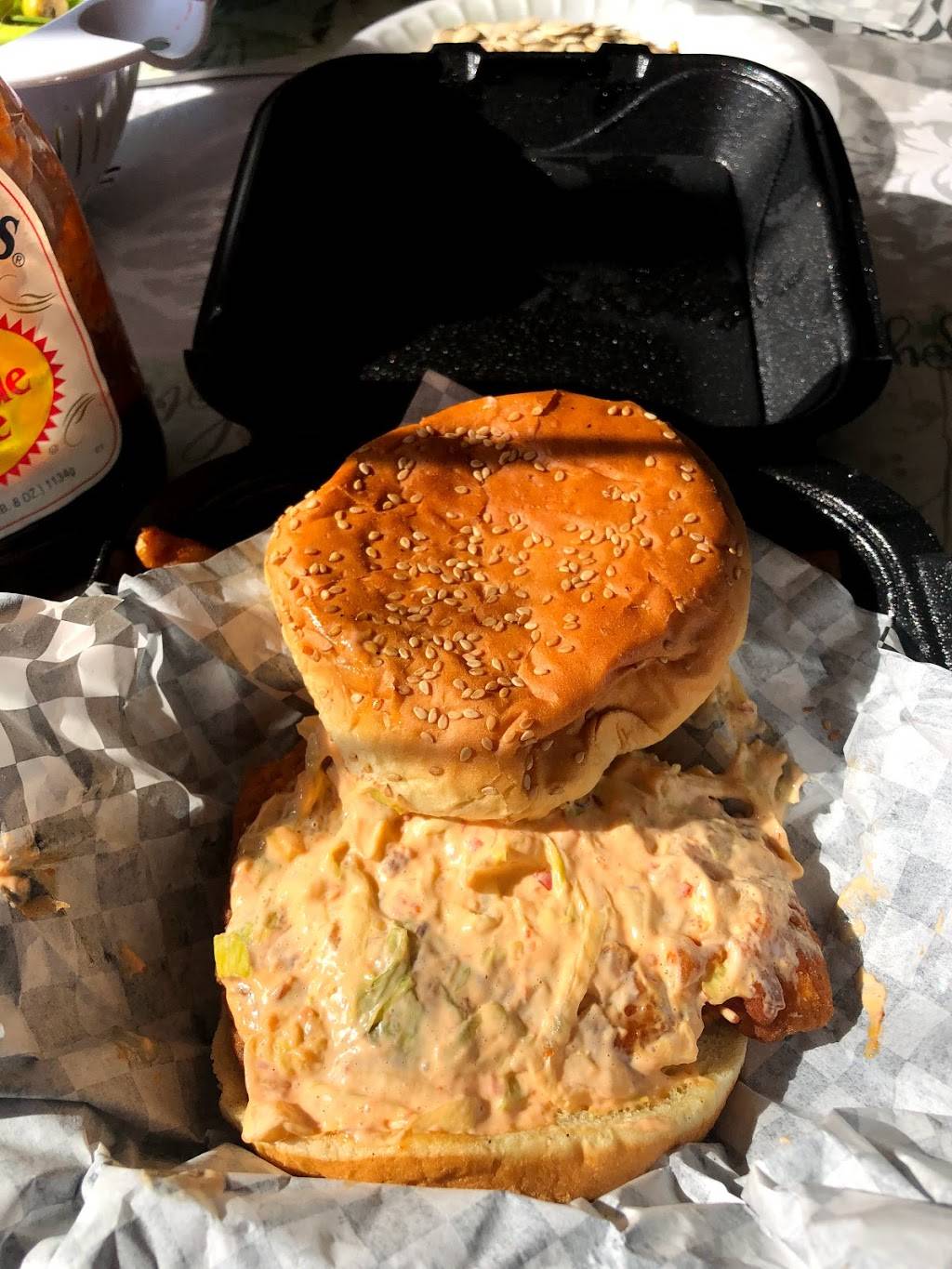 Mr.Burger | restaurant | 112 N Bolingbrook Dr, Bolingbrook, IL 60440, USA | 3317575143 OR +1 331-757-5143