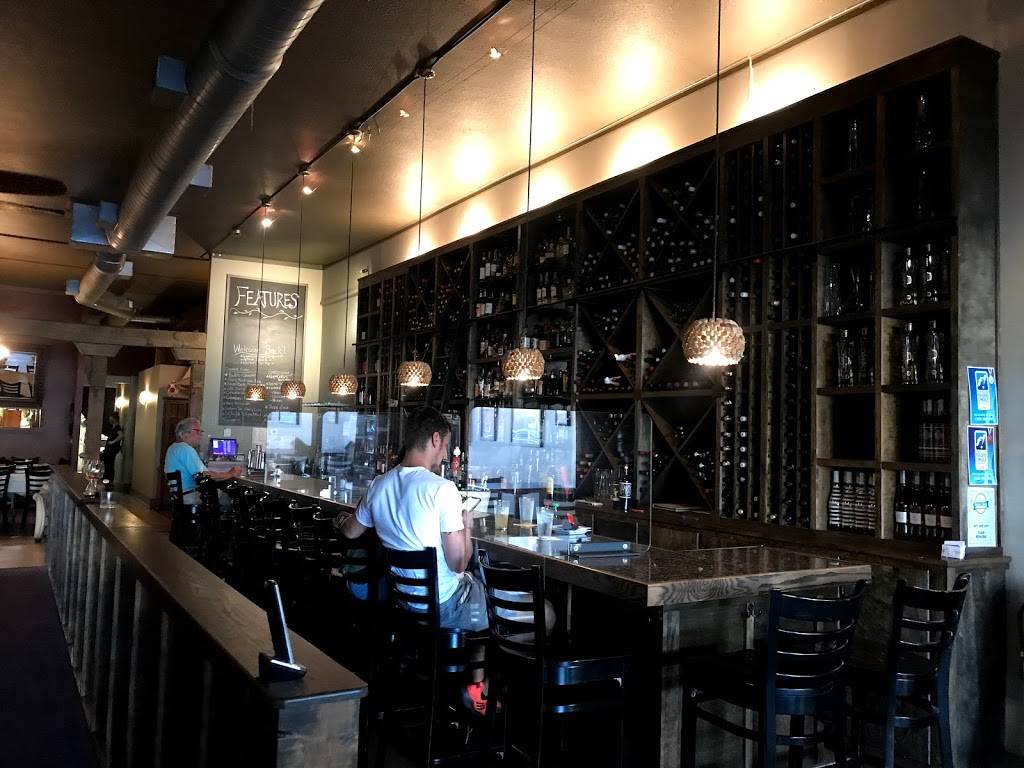 Crush Wine Bar | restaurant | 145 Columbus Ave, Sandusky, OH 44870, USA | 4195029463 OR +1 419-502-9463