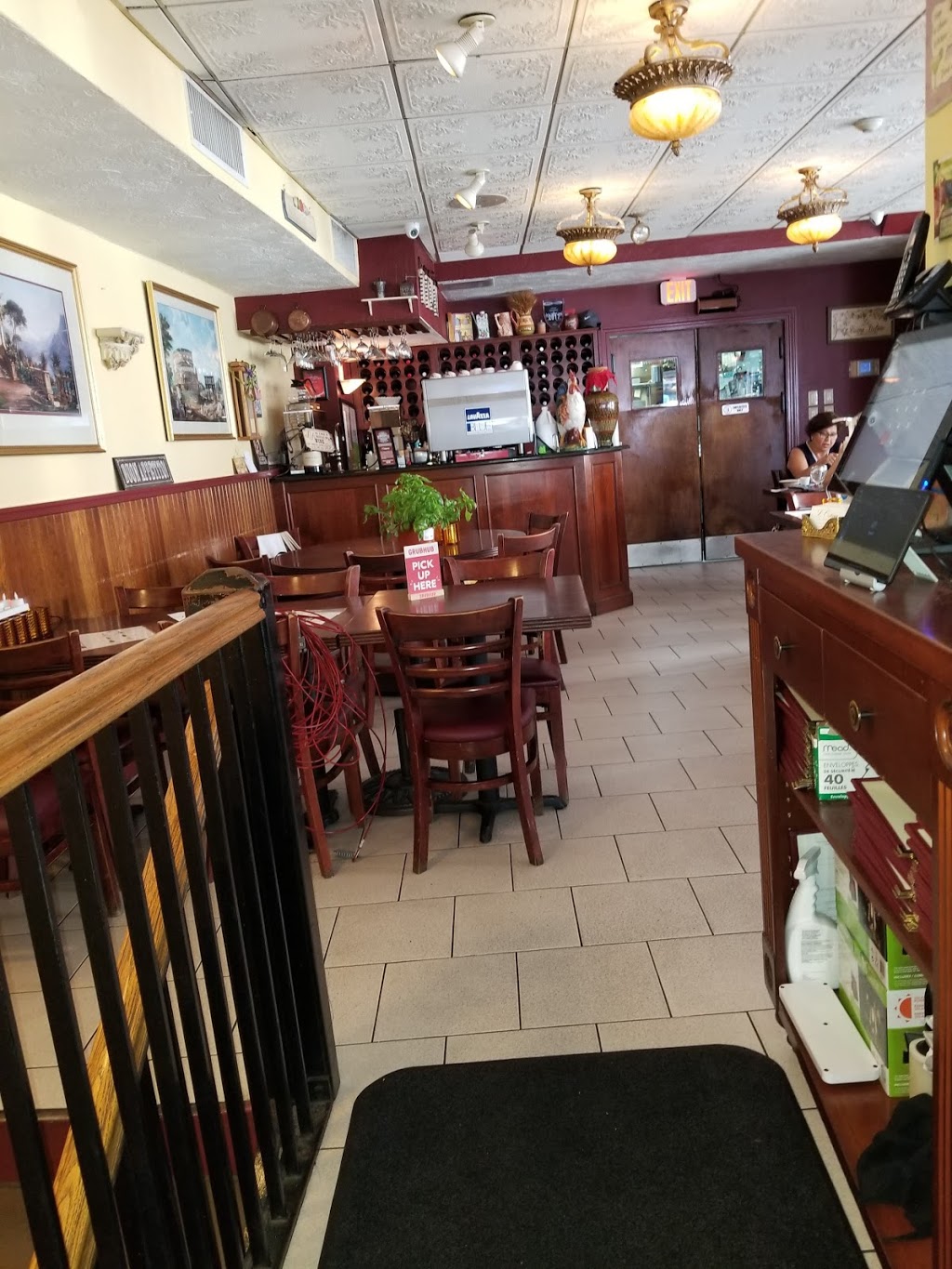 LOsteria | restaurant | 104 Salem St, Boston, MA 02113, USA | 6177237847 OR +1 617-723-7847