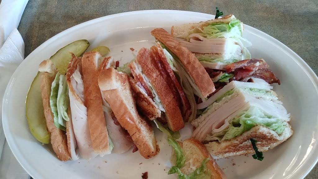 Louies Ham & Corned Beef | restaurant | 3570 Riopelle St, Detroit, MI 48207, USA | 3138311800 OR +1 313-831-1800