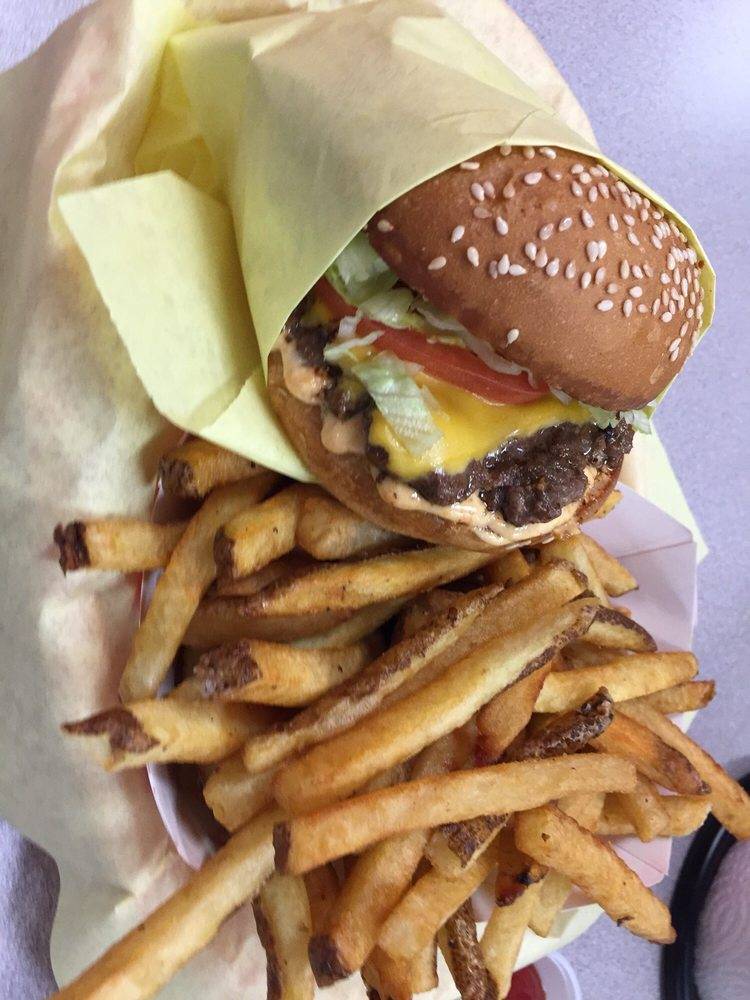 Sky Rocket Burger | restaurant | 7877 Frankford Rd #101B, Dallas, TX 75252, USA | 4698637090 OR +1 469-863-7090