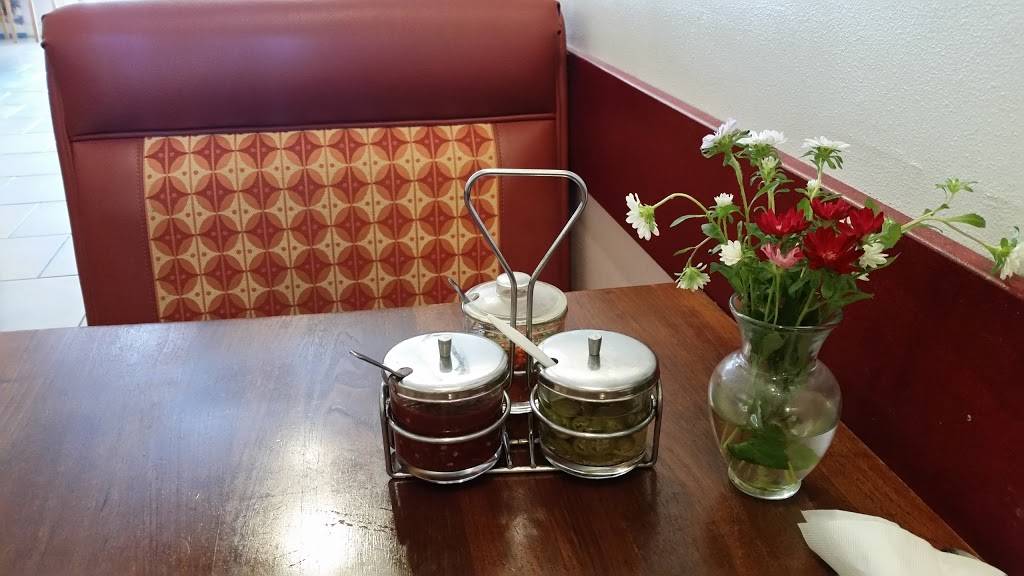 Charn Thai Restaurant | restaurant | 65 E Daily Dr, Camarillo, CA 93010, USA | 8053881138 OR +1 805-388-1138