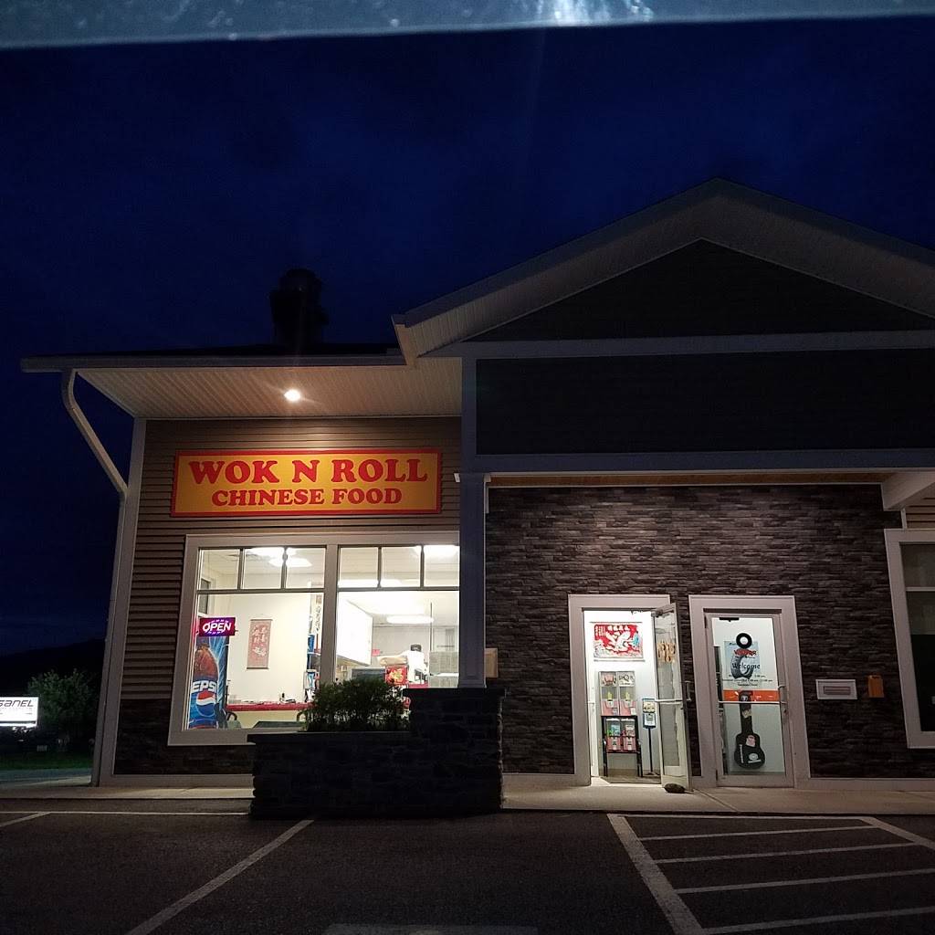 Wok N Roll | restaurant | 275 Munson Ave, Morristown, VT 05661, USA | 8028888833 OR +1 802-888-8833