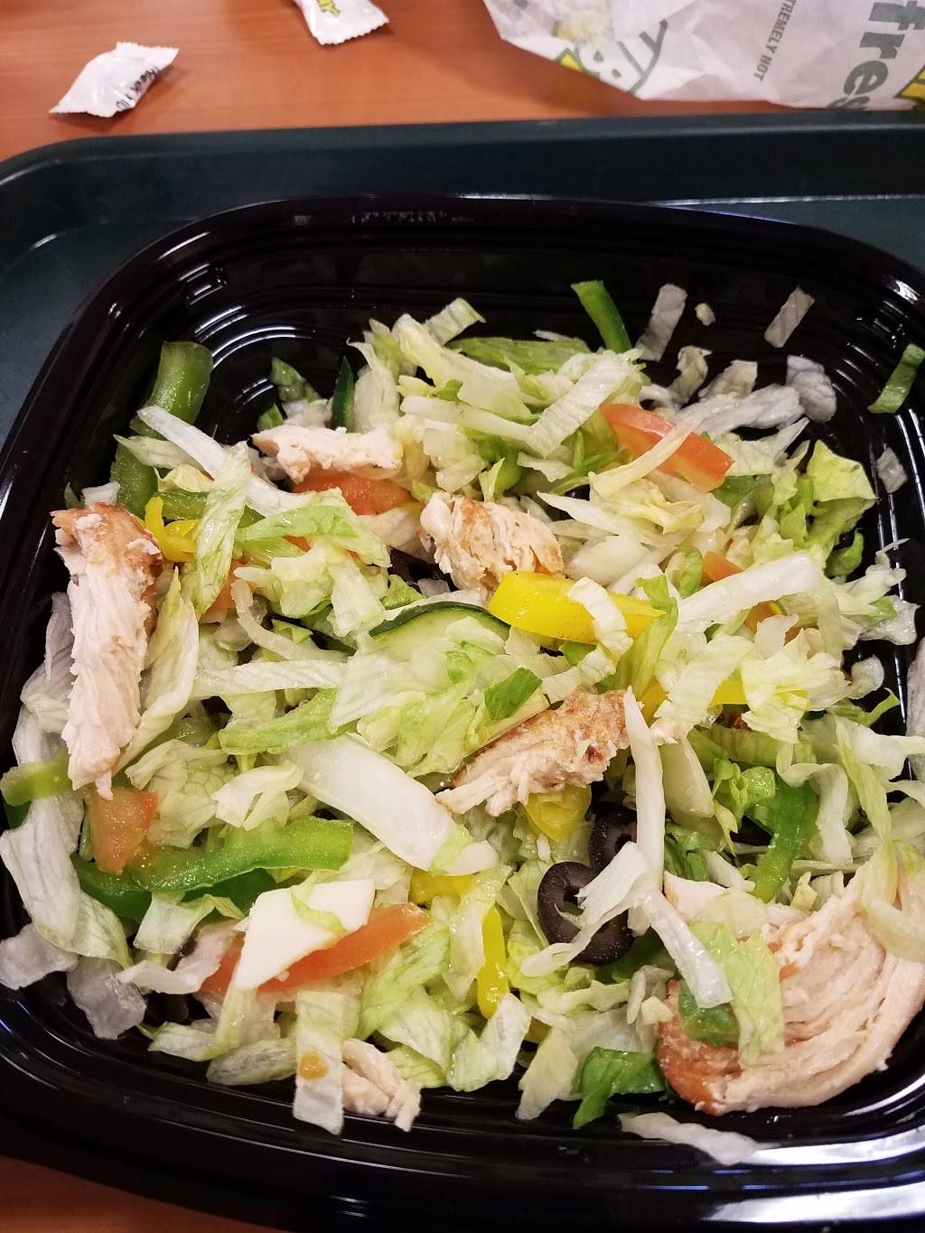 Subway | restaurant | 240 Walton St W C, Willard, OH 44890, USA | 4199353700 OR +1 419-935-3700