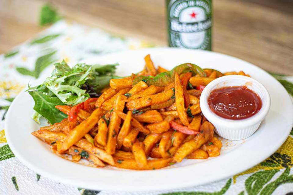 On Tap Brew And Bistro | restaurant | 29100 Pacific Hwy S #11, Federal Way, WA 98003, USA | 2062126856 OR +1 206-212-6856