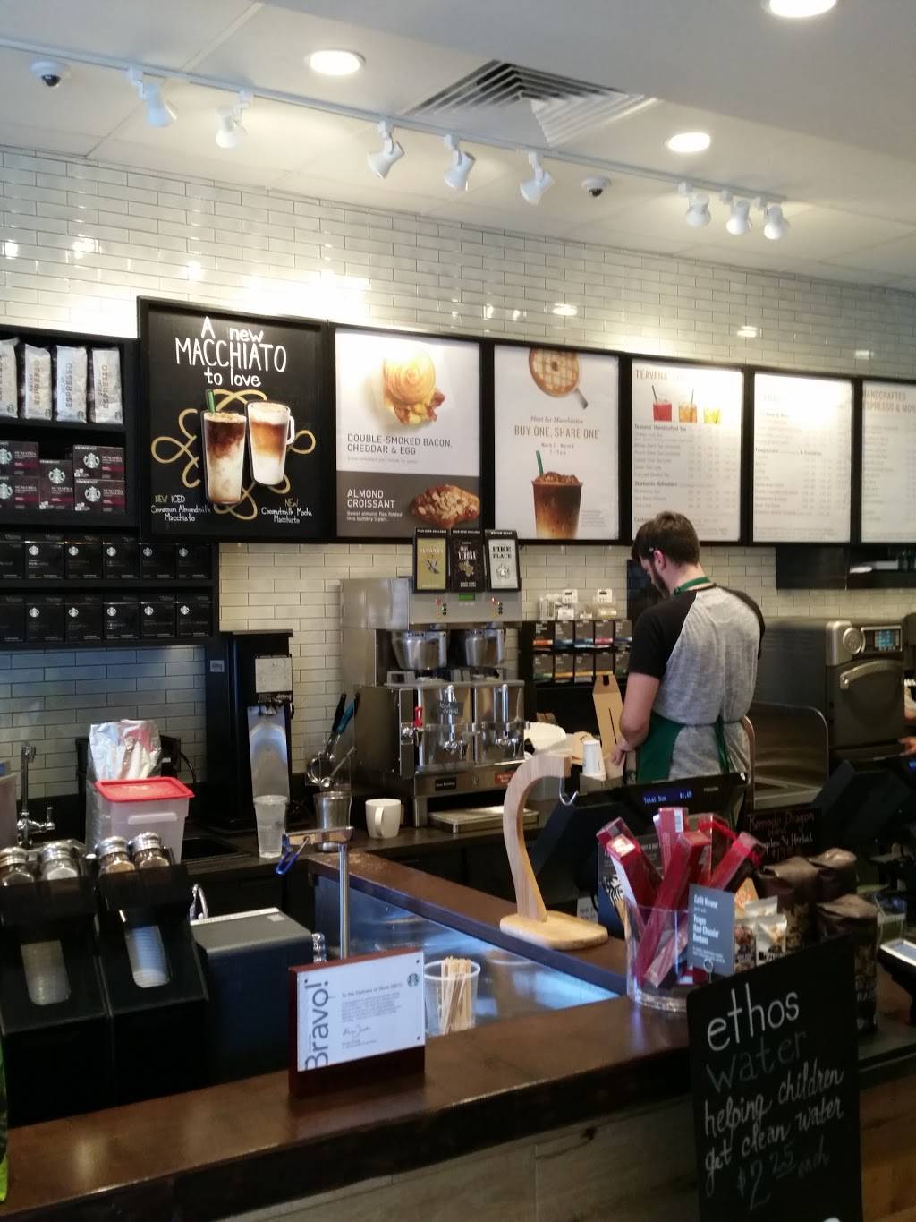 Starbucks | cafe | 2034 Fayetteville Rd, Van Buren, AR 72956, USA | 4797555650 OR +1 479-755-5650