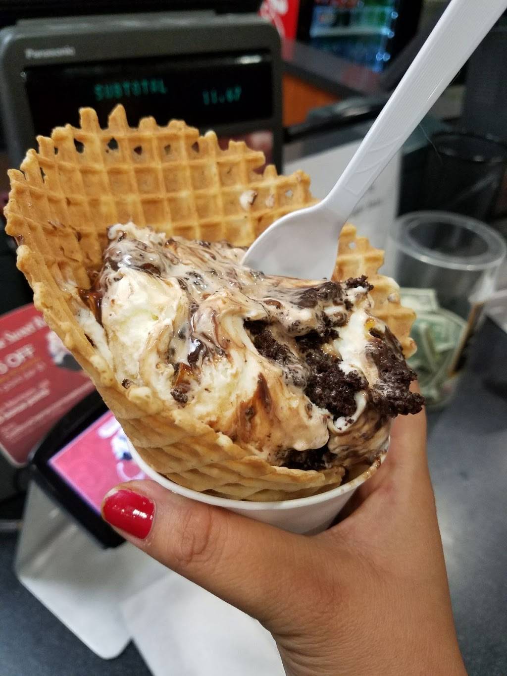 Cold Stone Creamery | bakery | 2970 E Germann Rd suite 5, Chandler, AZ 85286, USA | 4808211570 OR +1 480-821-1570