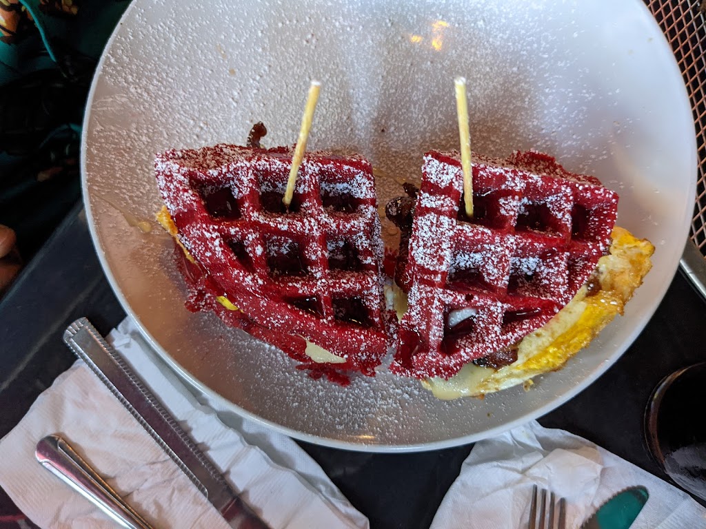 The Haunted House Restaurant | restaurant | 13463 Cedar Rd, Cleveland Heights, OH 44118, USA | 2168625584 OR +1 216-862-5584