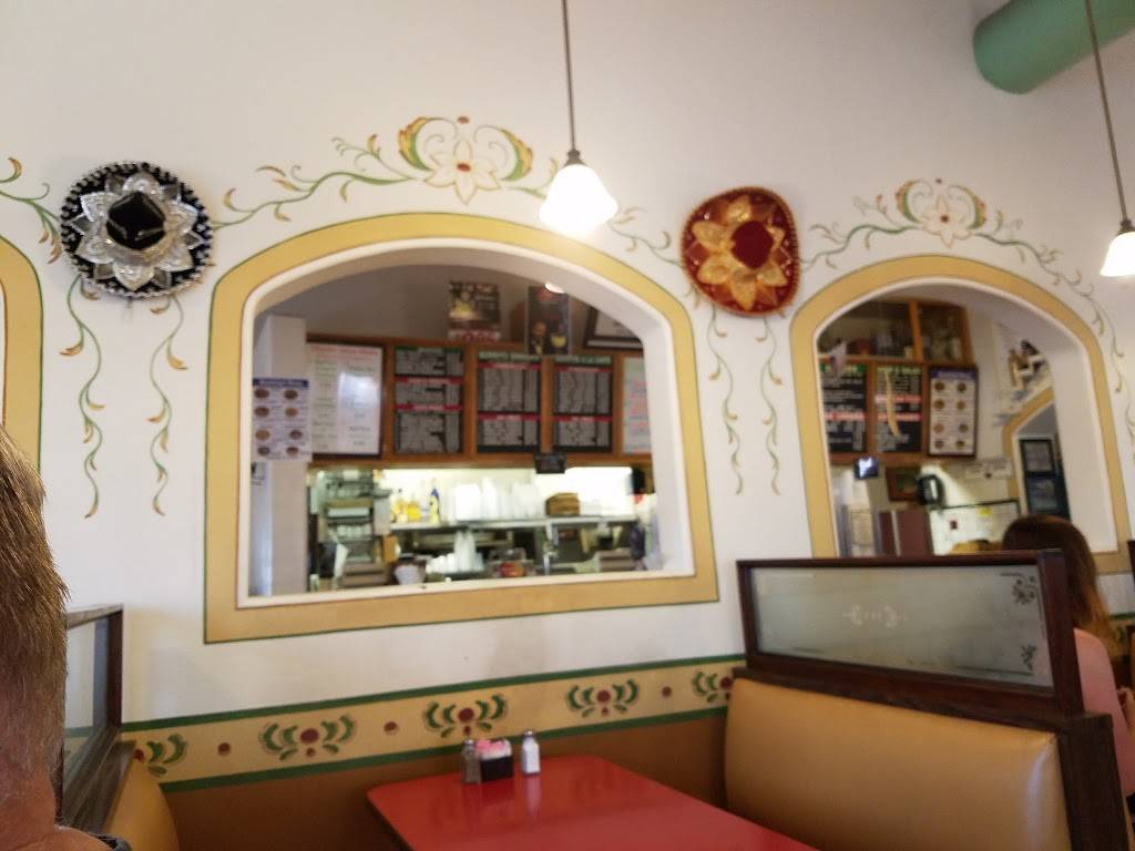 Mission Burrito | restaurant | 2161 Tapo St, Simi Valley, CA 93063, USA | 8059559313 OR +1 805-955-9313