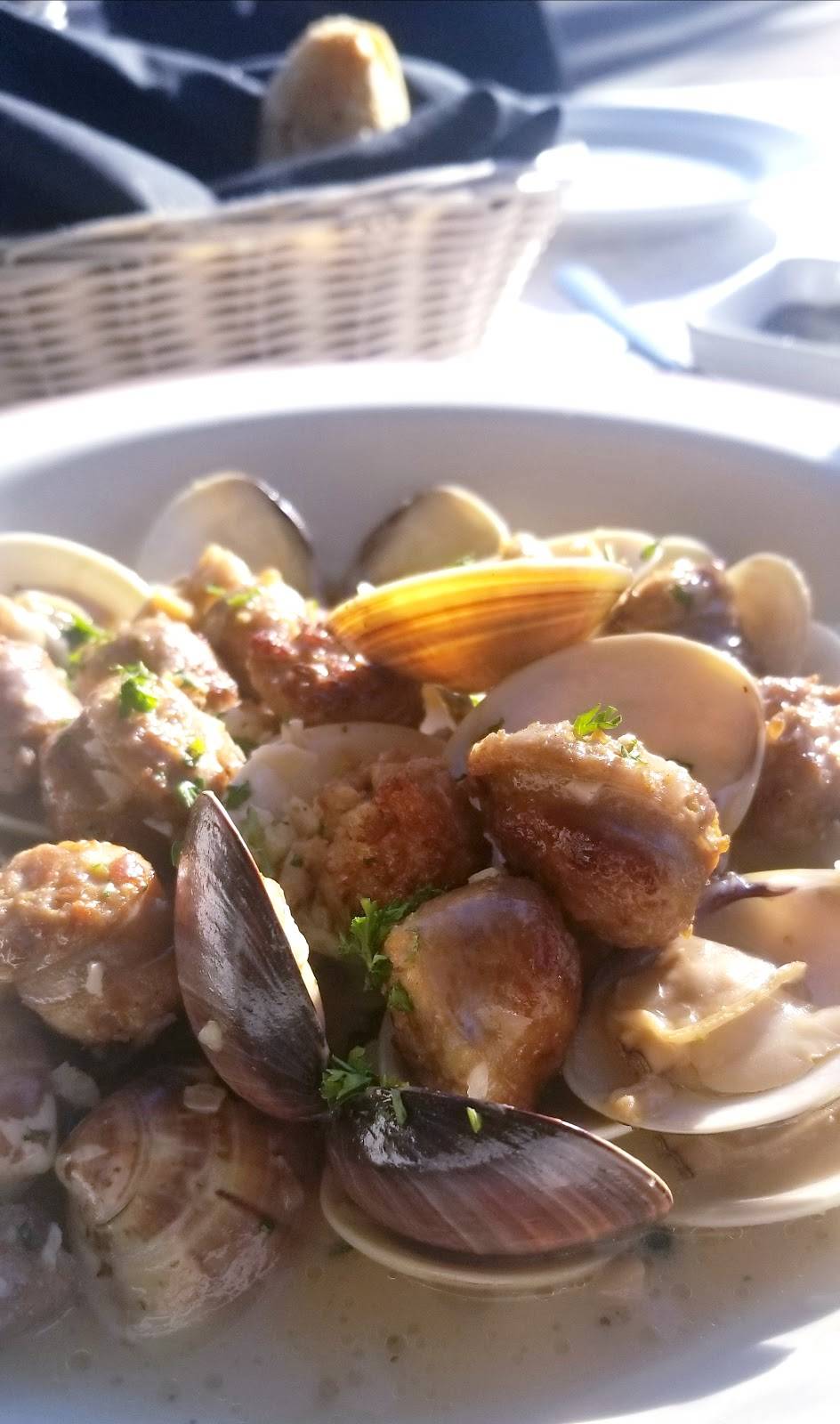 Il Chianti | restaurant | 72 W Horizon Ridge Pkwy #100, Henderson, NV 89012, USA | 7025661999 OR +1 702-566-1999