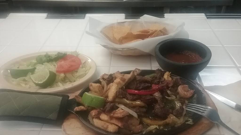 Los Carillos II Mexican Restaurant | restaurant | 503 Atlanta Hwy, Gainesville, GA 30501, USA | 7705358653 OR +1 770-535-8653