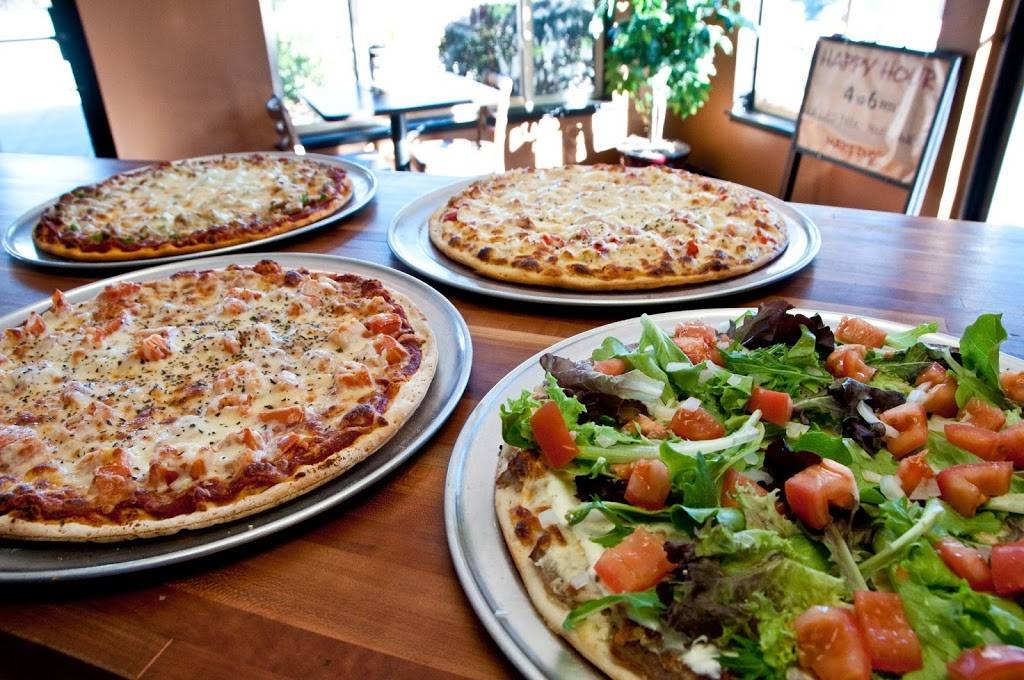 Martinos Pizzeria | meal delivery | 1389 Forest Park Cir, Lafayette, CO 80026, USA | 3036049200 OR +1 303-604-9200