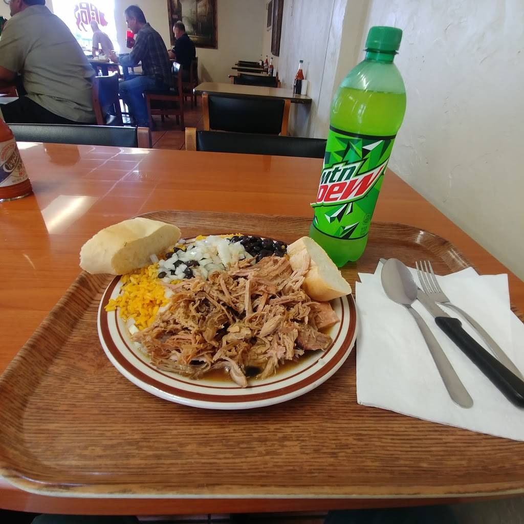 Pipos Restaurant | restaurant | 7233 W Hillsborough Ave, Tampa, FL 33634, USA | 8138820184 OR +1 813-882-0184