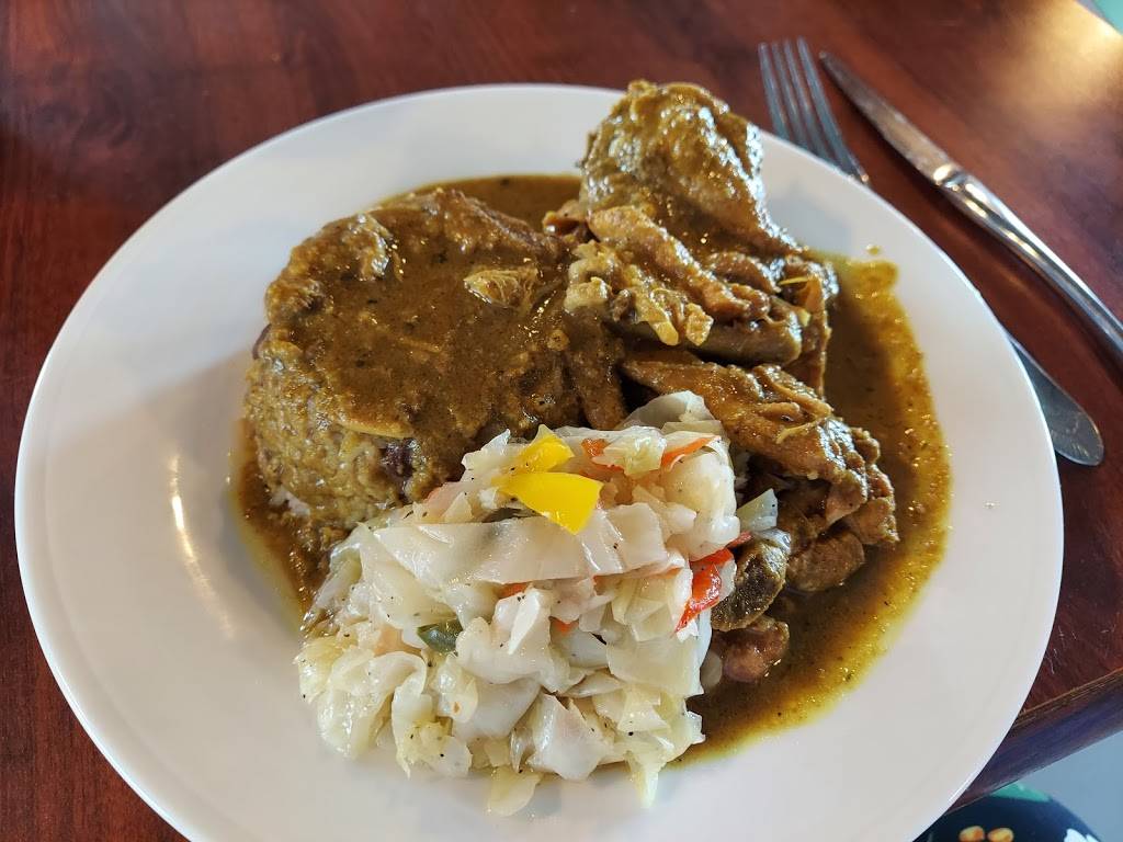 Monicas Caribbean Seafood | restaurant | 11 Lake Forgetful, Hattiesburg, MS 39402, USA | 6013365095 OR +1 601-336-5095