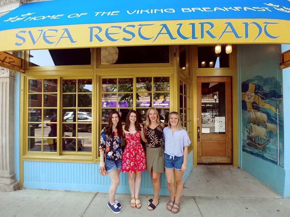 Svea Restaurant | restaurant | 5236 N Clark St, Chicago, IL 60640, USA | 7732757738 OR +1 773-275-7738