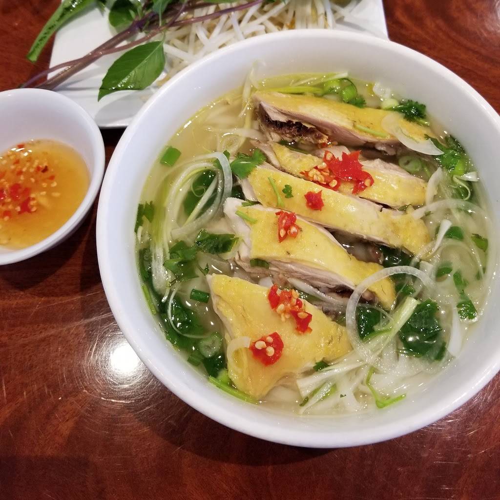 Pho Ga Hai Van | restaurant | Westminster, CA 92683, USA | 6574009140 OR +1 657-400-9140