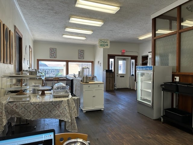 The Kitchen in Cambridge | restaurant | 119 W Exchange St, Cambridge, IL 61238, USA | 3099371150 OR +1 309-937-1150