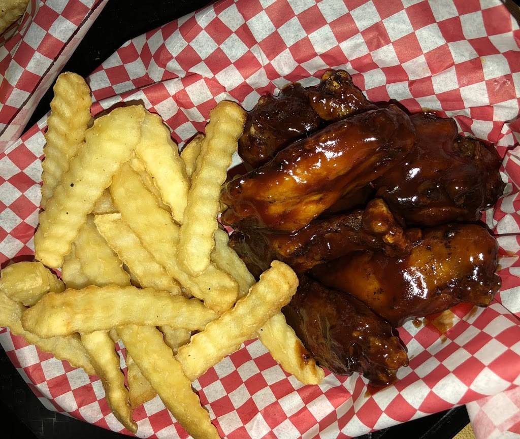 Bump & Grind featuring Bruh Bruhs BBQ | restaurant | 555 8th St ste g, Holly Hill, FL 32117, USA | 3868685854 OR +1 386-868-5854