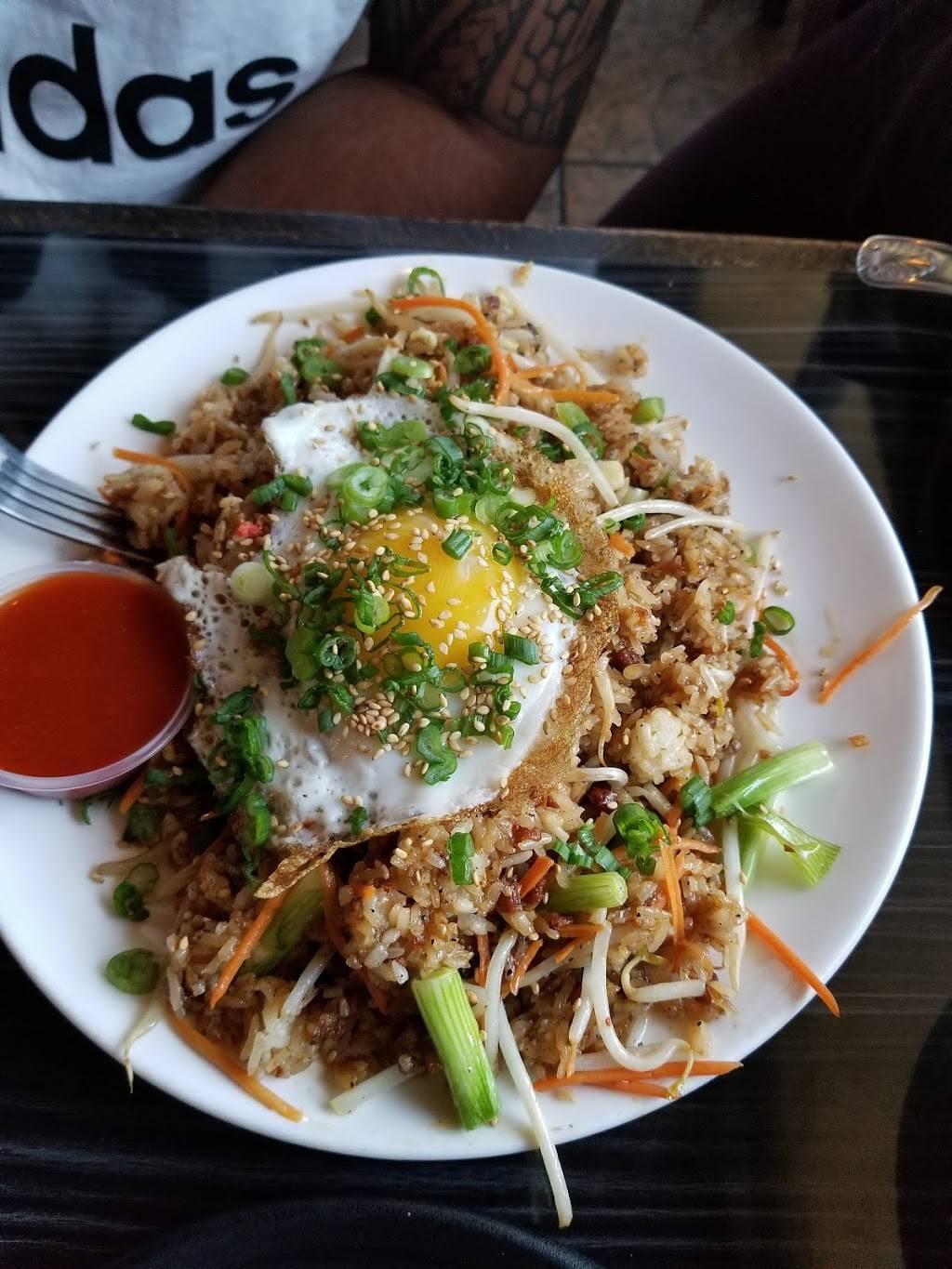 Belly Bombz Kitchen | restaurant | 11824 Artesia Blvd, Artesia, CA 90701, USA | 5624025400 OR +1 562-402-5400