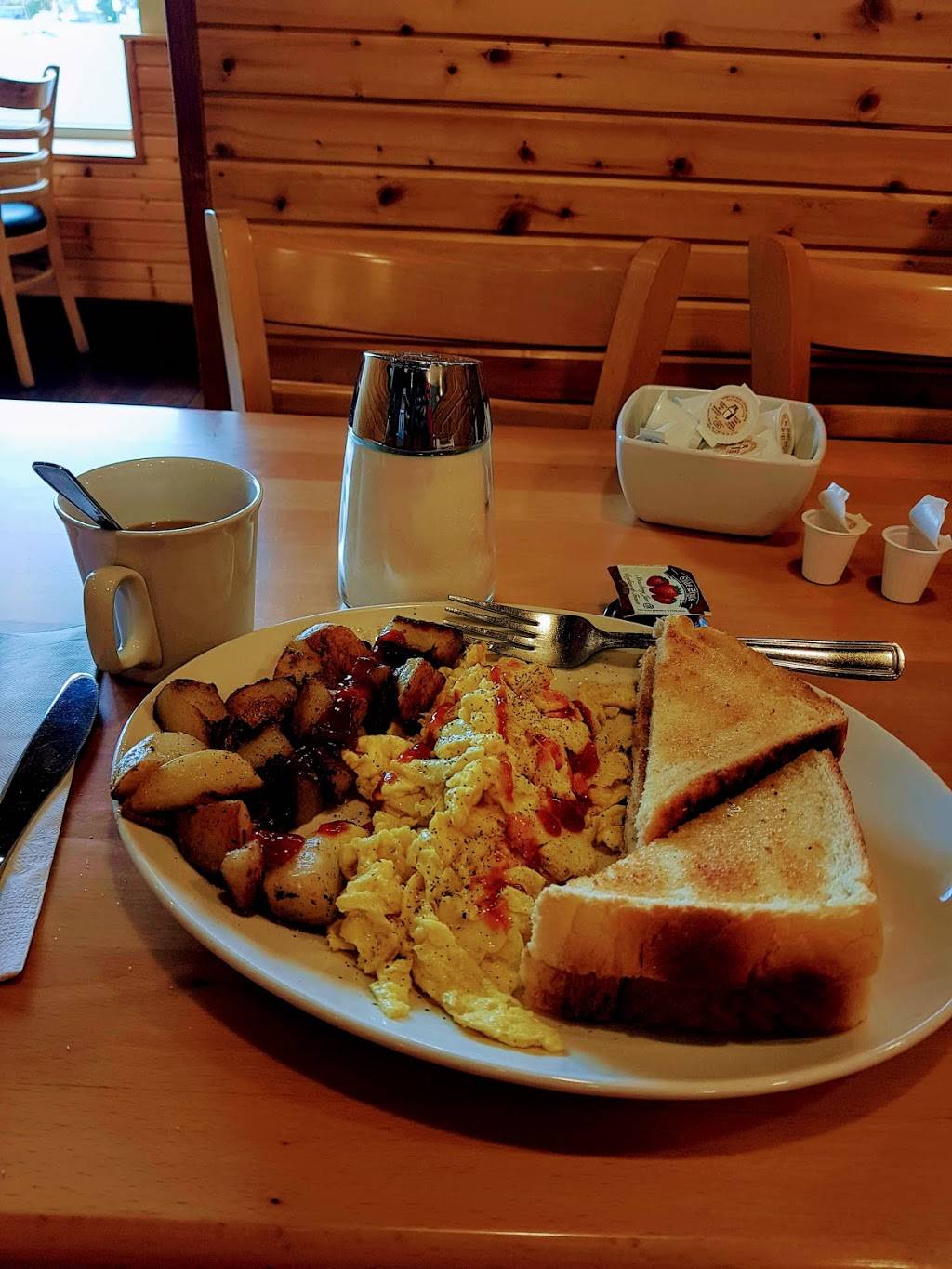 Sunset Grill | restaurant | 509 Bayfield St, Barrie, ON L4M 4Z8, Canada | 7057343553 OR +1 705-734-3553