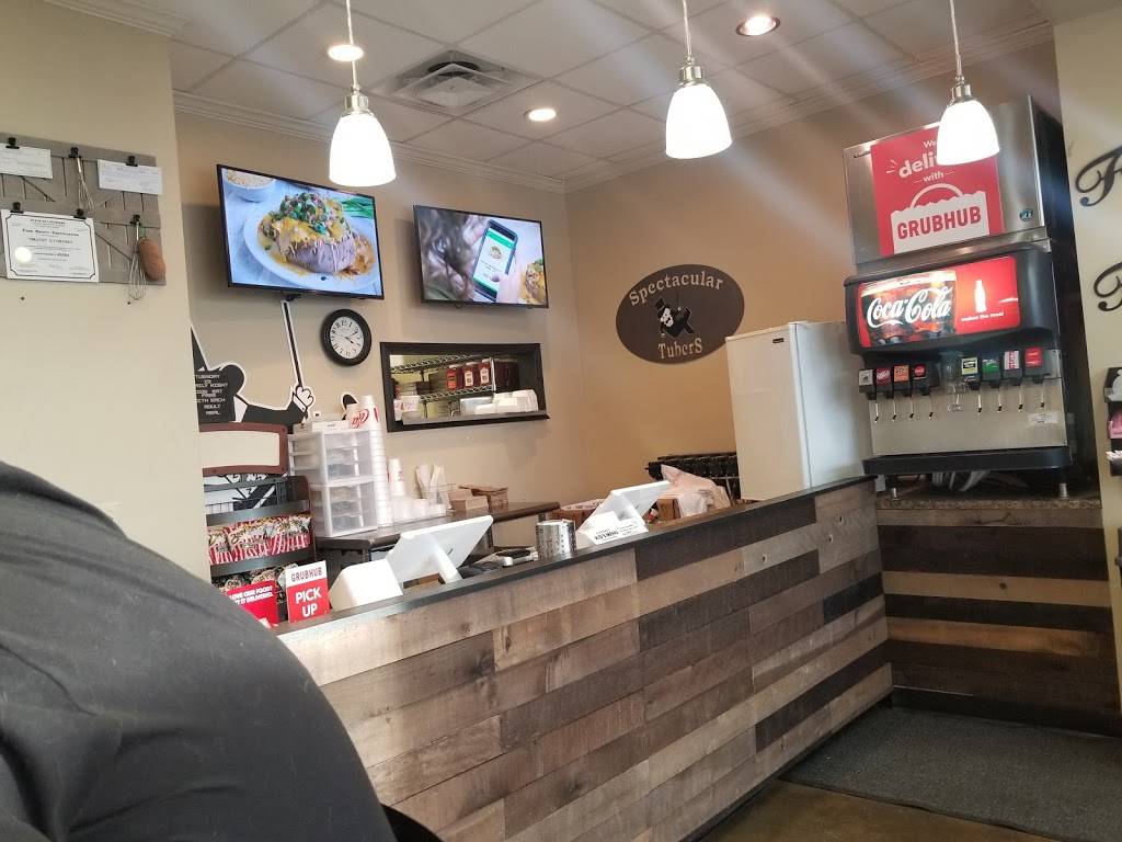 Spectacular Tubers of Denham Springs | restaurant | 240 Range 12 Blvd #114, Denham Springs, LA 70726, USA | 2252434700 OR +1 225-243-4700