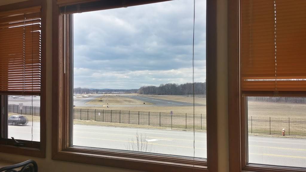 Skylite Deli & Restaurant | cafe | 234 Passaic Ave, Fairfield, NJ 07004, USA | 9738829027 OR +1 973-882-9027