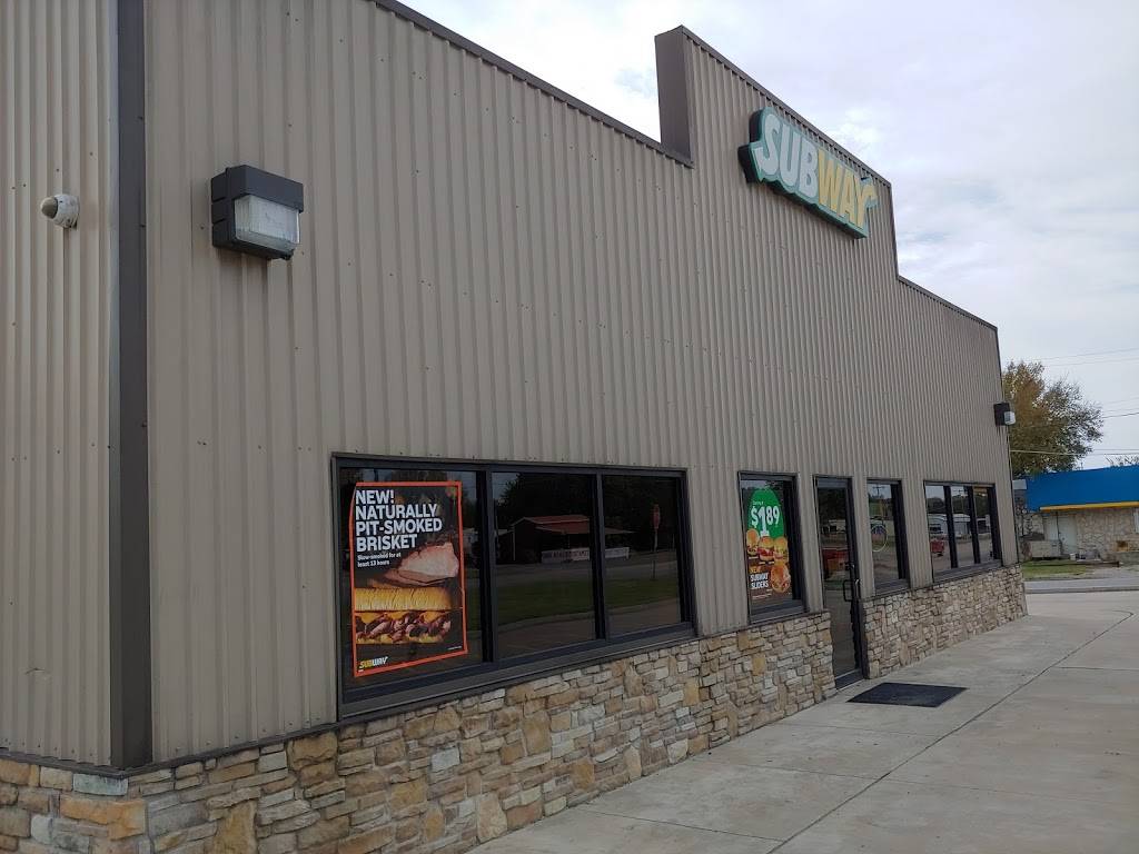 Subway | meal takeaway | 9463 S, Hwy 69, Savanna, OK 74565, USA | 9185483524 OR +1 918-548-3524