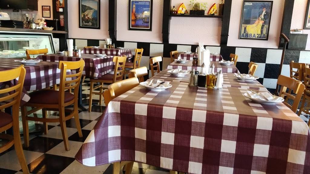 Lornas Italian Kitchen | restaurant | 3945 Governor Dr, San Diego, CA 92122, USA | 8584520661 OR +1 858-452-0661