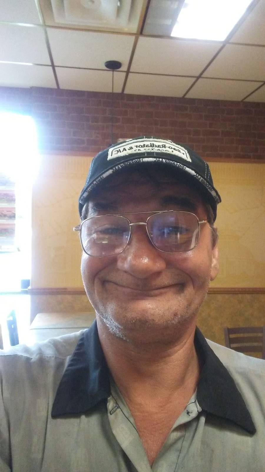 Subway Restaurants | restaurant | 4368 University Blvd S, Jacksonville, FL 32216, USA | 9047334753 OR +1 904-733-4753