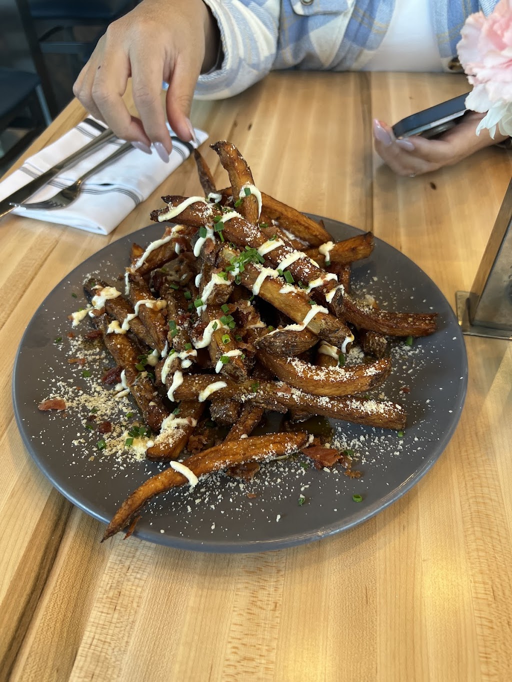 Scouts Pub - Nashville | restaurant | 101 17th Ave S, Nashville, TN 37203, USA | 6159335554 OR +1 615-933-5554