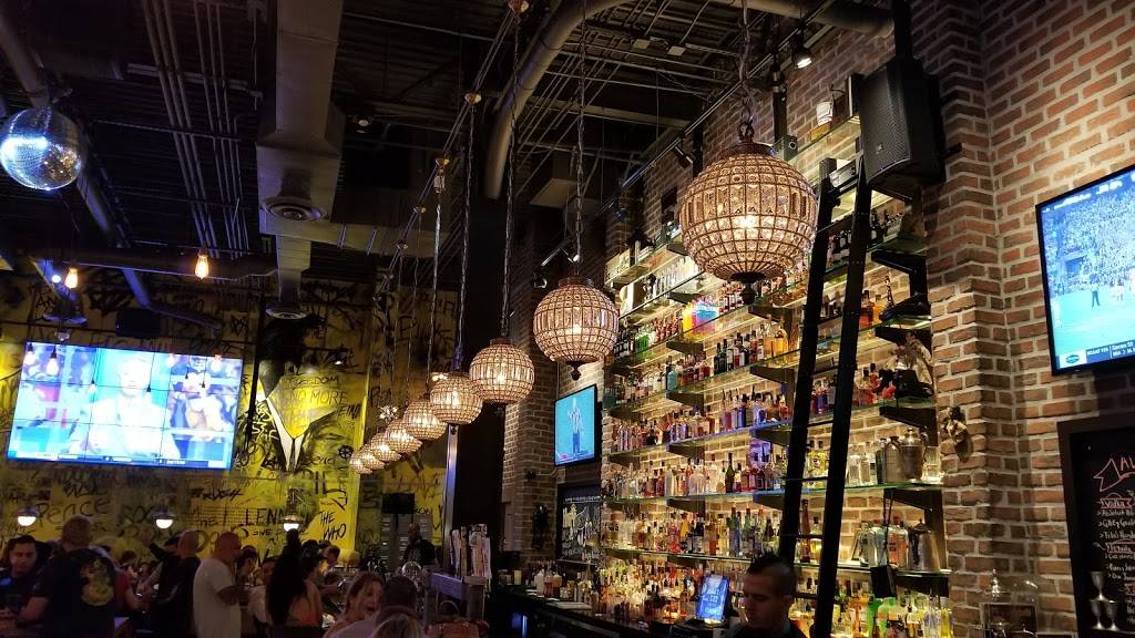 Cask + Shaker Craft Bar and Kitchen | restaurant | 10312 Forest Hill Blvd Ste 302, Wellington, FL 33414, USA | 5614246539 OR +1 561-424-6539