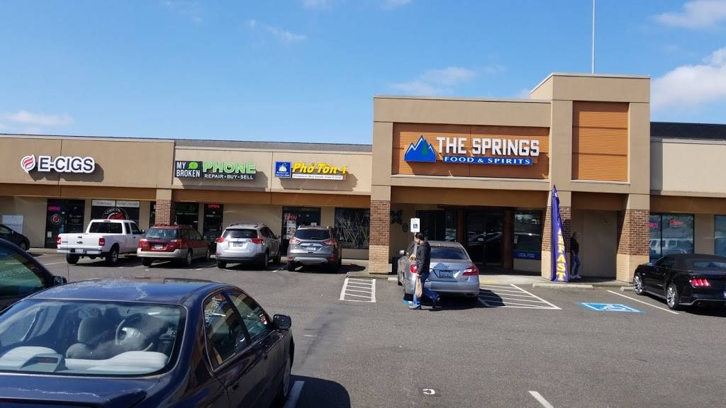 Pho Ton 4 | restaurant | 516 SE Chkalov Dr, Vancouver, WA 98683, USA | 3602549305 OR +1 360-254-9305