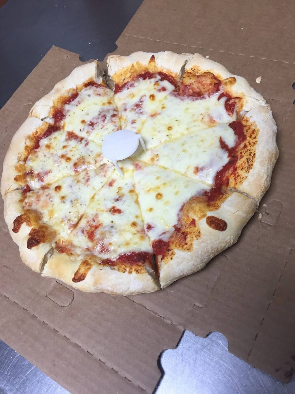 Sal’s Pizza Waukesha | restaurant | 823 W Moreland Blvd #B, Waukesha, WI 53188, USA | 2629705701 OR +1 262-970-5701