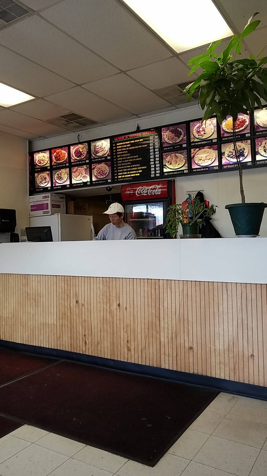 Wok N Roll | restaurant | 2828 E Magnolia Ave, Knoxville, TN 37914, USA | 8655232128 OR +1 865-523-2128