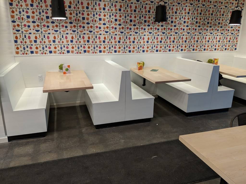 Freshii | restaurant | 1900 Eglinton Ave E, Toronto, ON M6E 2J6, Canada | 4373174293 OR +1 437-317-4293