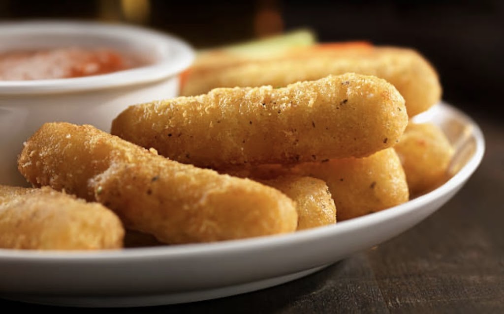 Fratellis Restaurant & Pizza | restaurant | 351 Neighborhood Rd, Mastic Beach, NY 11951, USA | 6312819828 OR +1 631-281-9828