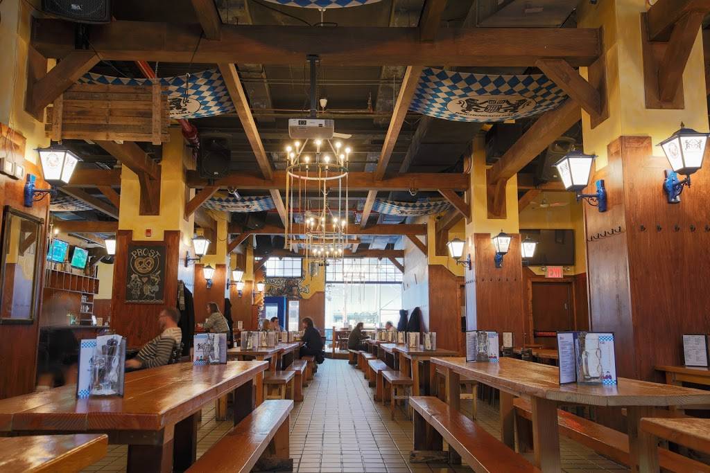 Reichenbach Hall | restaurant | 5 W 37th St, New York, NY 10018, USA | 2123027744 OR +1 212-302-7744