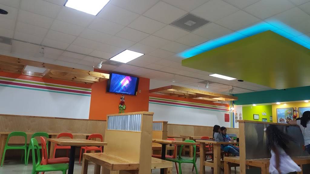 Don Pinguino Snacks | restaurant | 6941 Hwy 6, Houston, TX 77083, USA | 8322303099 OR +1 832-230-3099