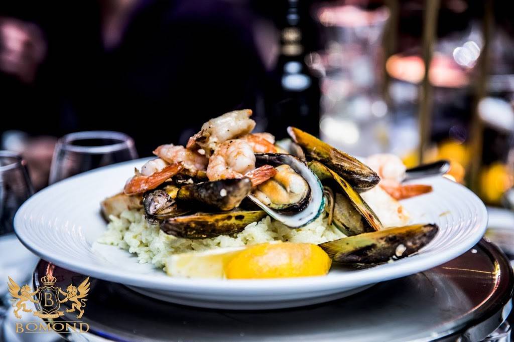 Bomond Restaurant | restaurant | 1200 Hwy 7 unit 5, Thornhill, ON L4J 0E1, Canada | 9055972900 OR +1 905-597-2900