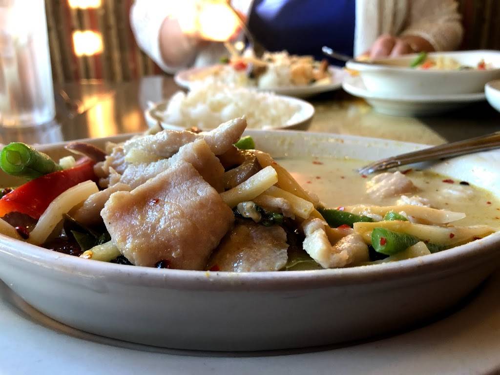 Thai Winchester II | restaurant | 2166 S Pleasant Valley Rd, Winchester, VA 22601, USA | 5405352233 OR +1 540-535-2233