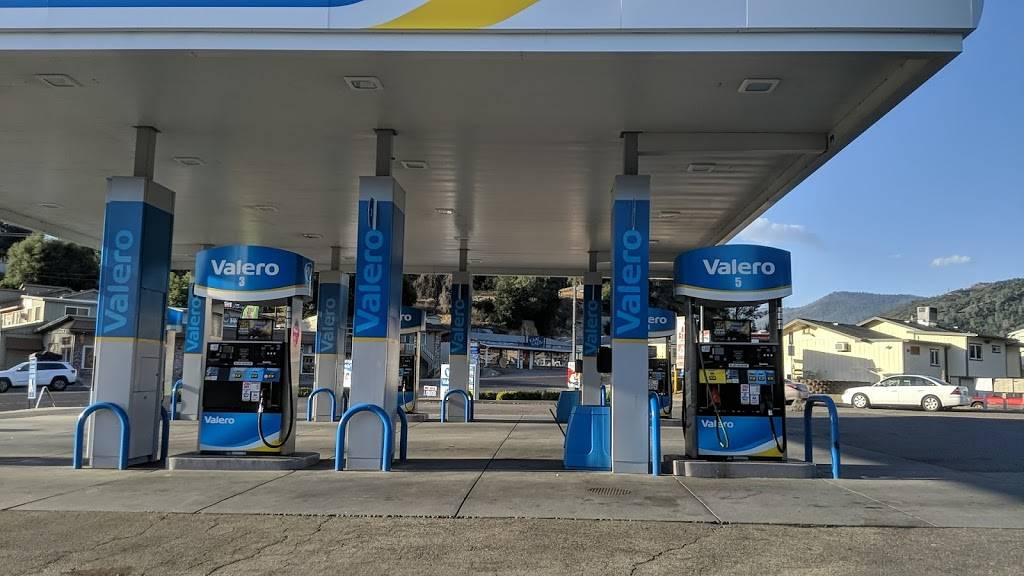 Valero Gas & Chesters Fried Chicken | restaurant | 40387 CA-41, Oakhurst, CA 93644, USA | 5596586333 OR +1 559-658-6333