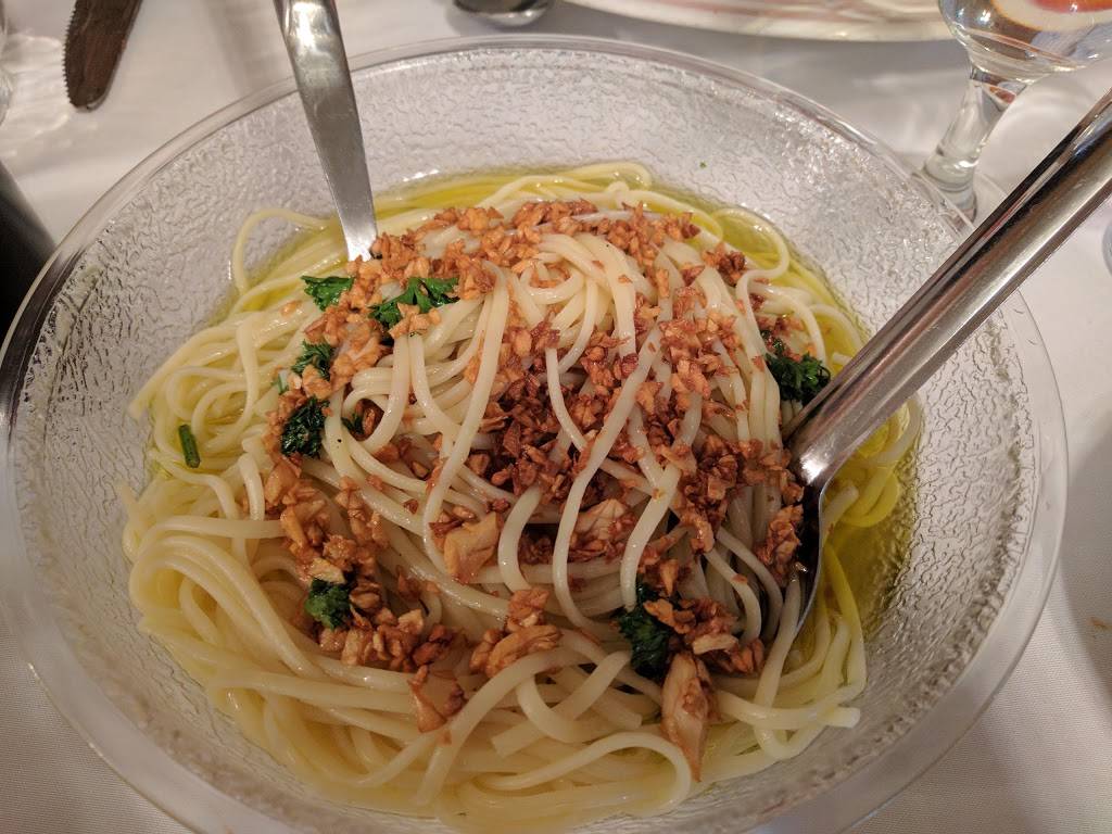 Two Toms | restaurant | 255 3rd Ave, Brooklyn, NY 11215, USA | 7188758689 OR +1 718-875-8689