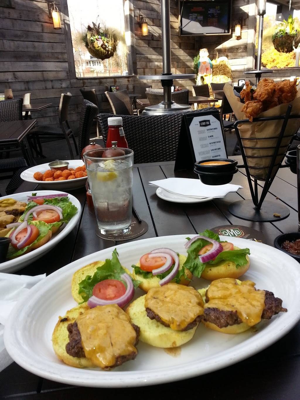 Leroy Fox Cotswold | restaurant | 705 S Sharon Amity Rd, Charlotte, NC 28211, USA | 7043663232 OR +1 704-366-3232